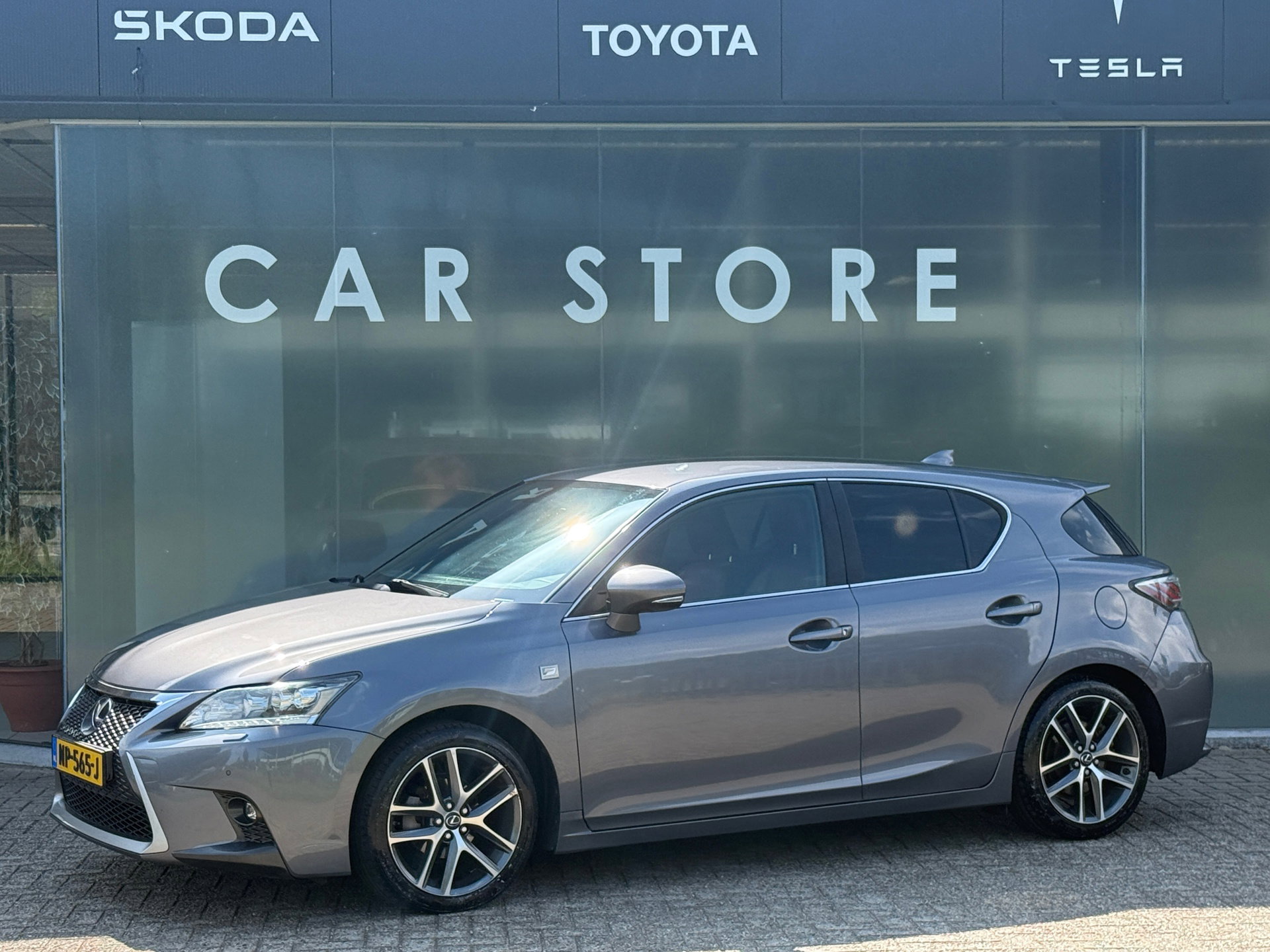 Foto van Lexus CT