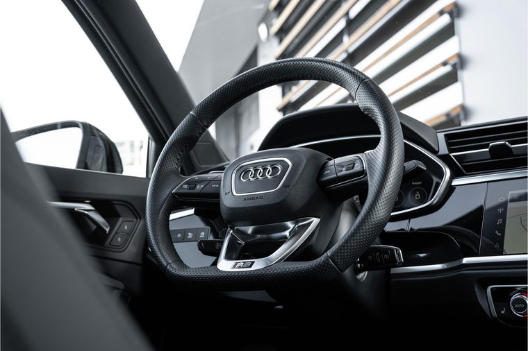 Audi RSQ3