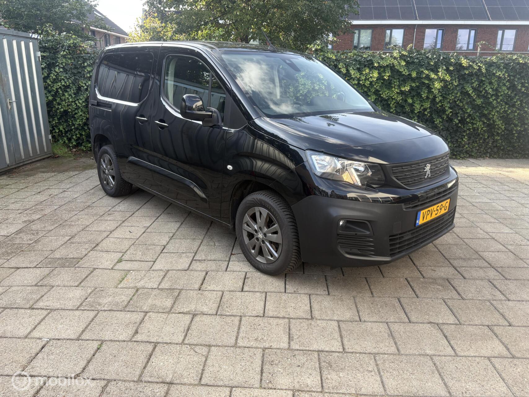 Foto van Peugeot Partner