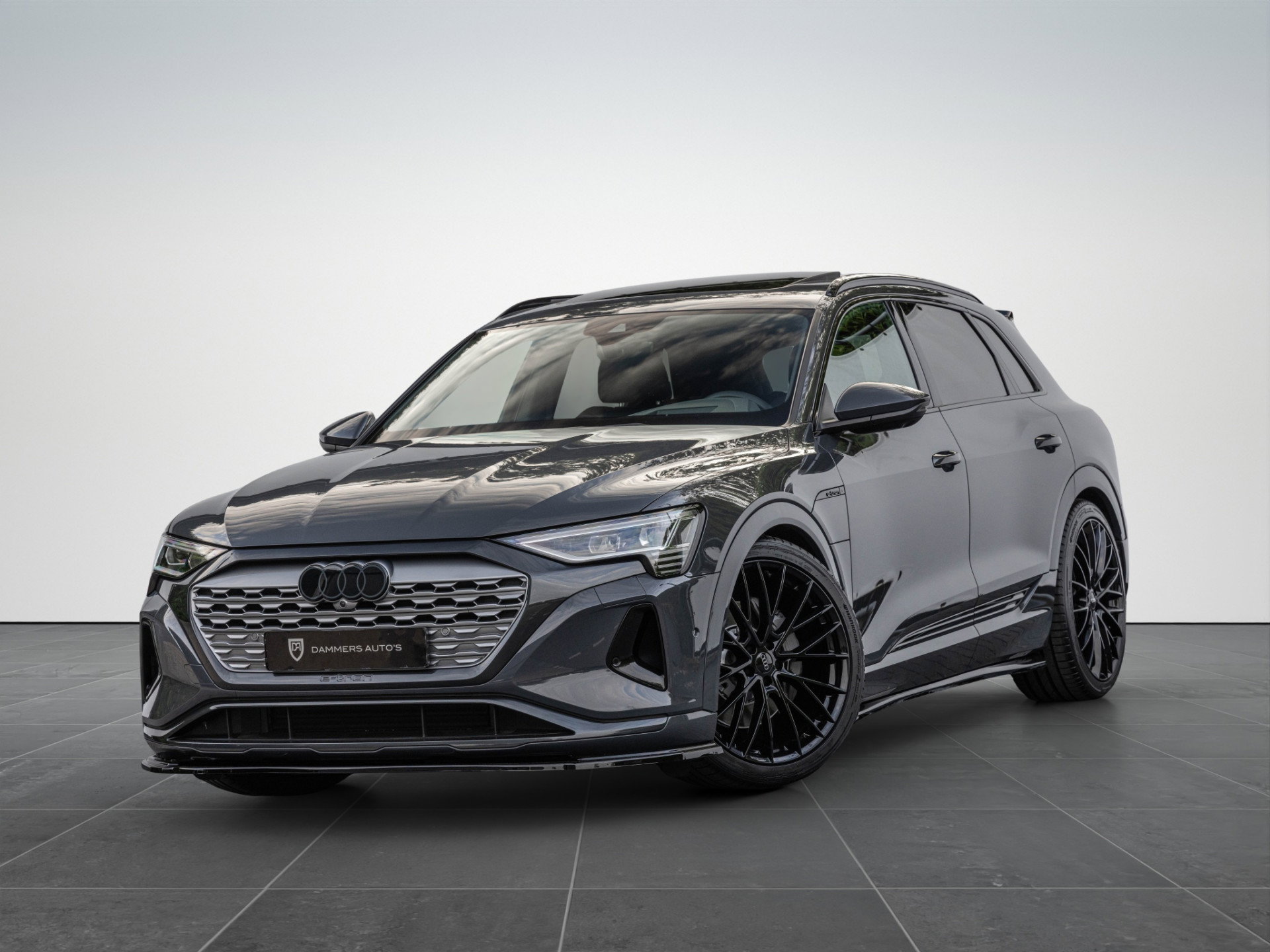 Foto van Audi Q8 e-tron