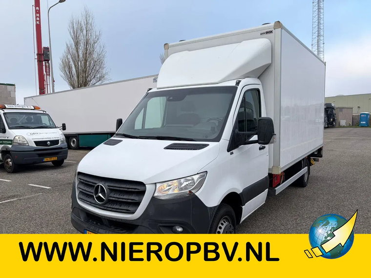 Mercedes-Benz Sprinter