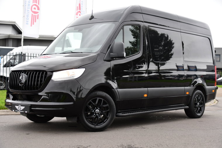 Mercedes-Benz Sprinter foto 1