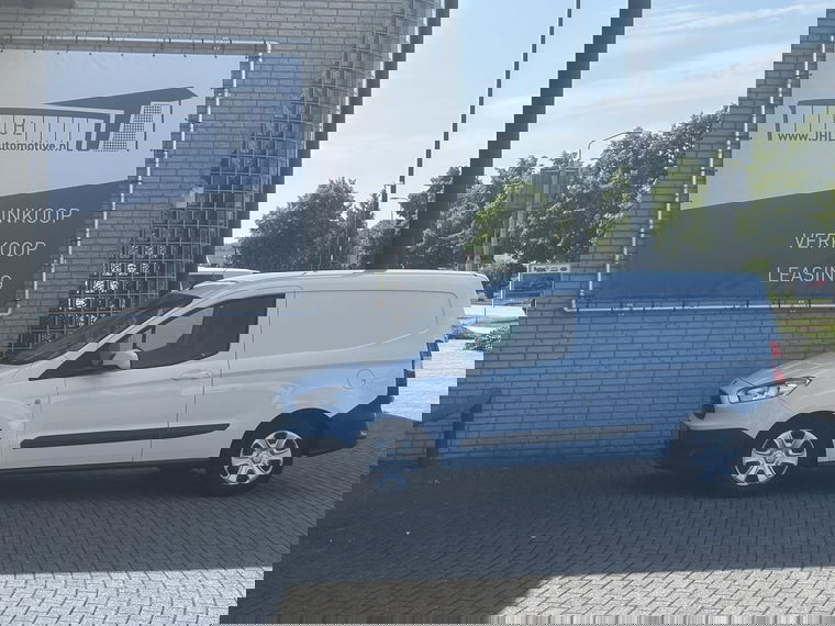 Foto van Ford Transit Courier