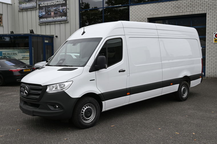 Mercedes-Benz eSprinter