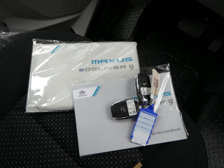 Maxus eDeliver 9