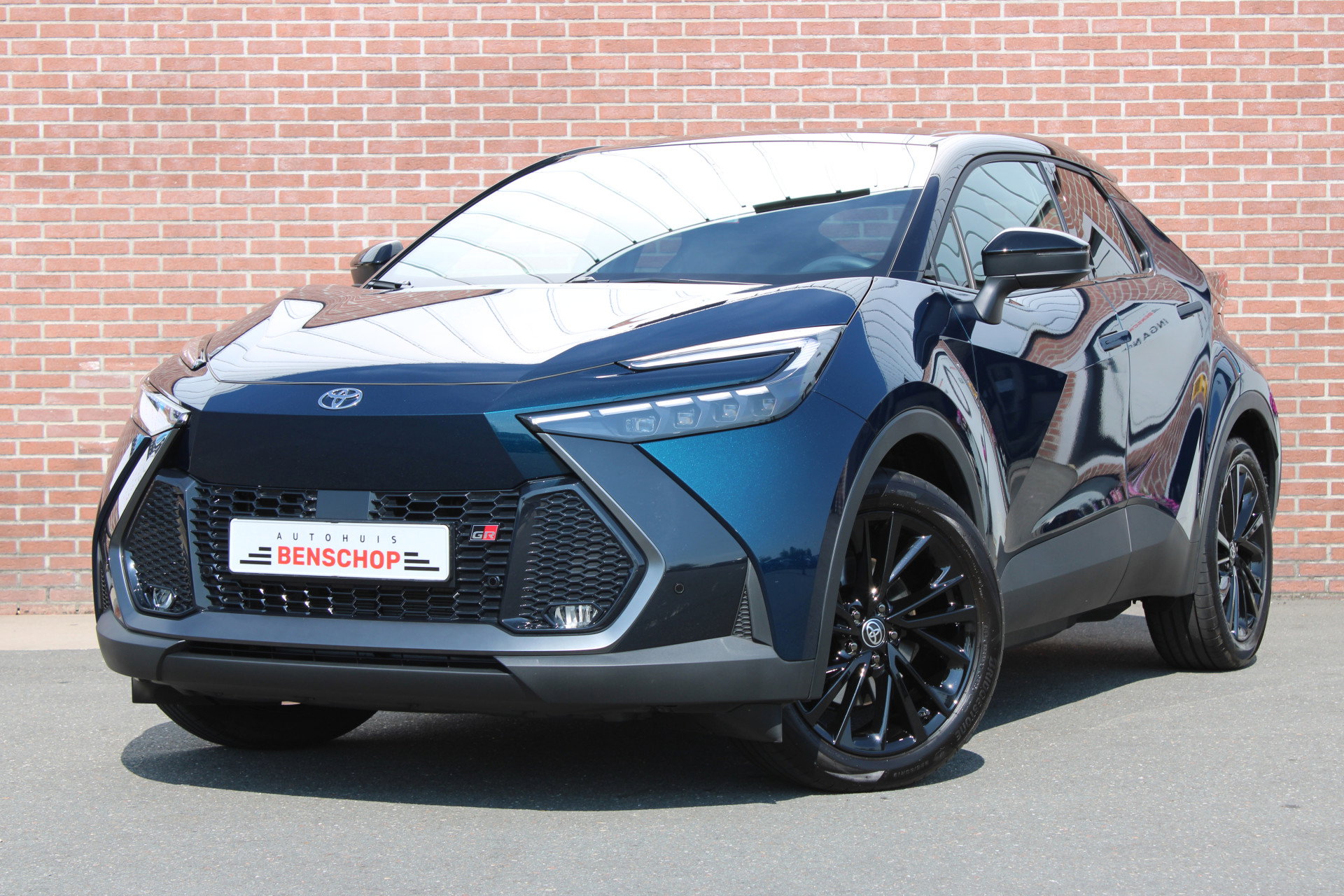 Foto van Toyota C-HR