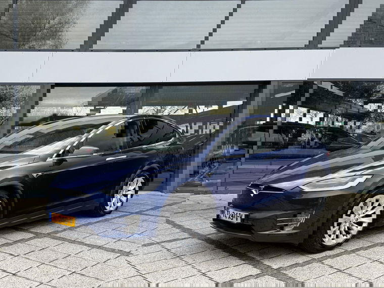 Foto van Tesla Model X