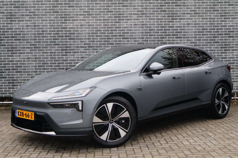 Foto van Polestar 4