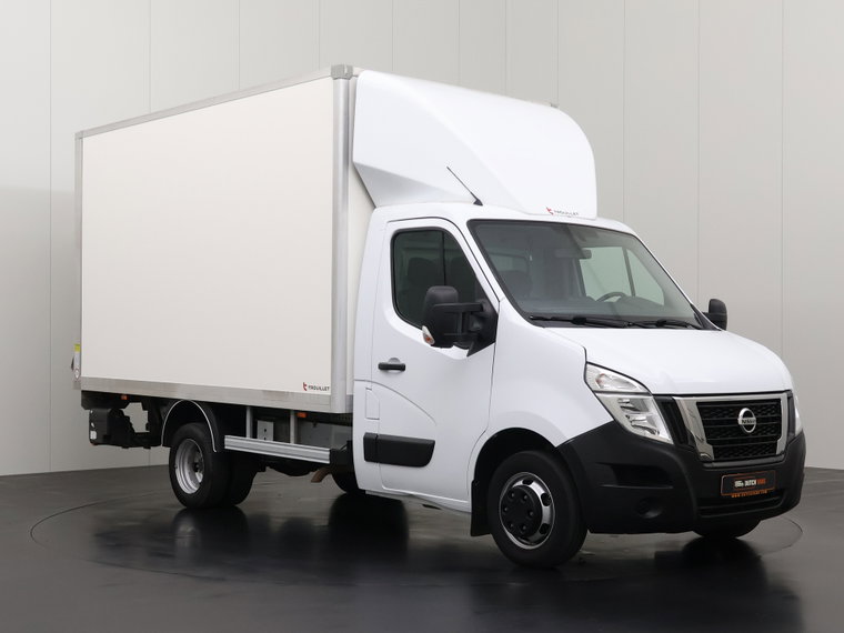 Nissan Interstar