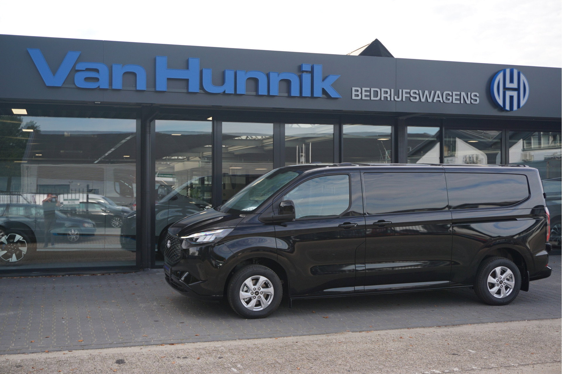 Foto van Ford E-Transit Custom