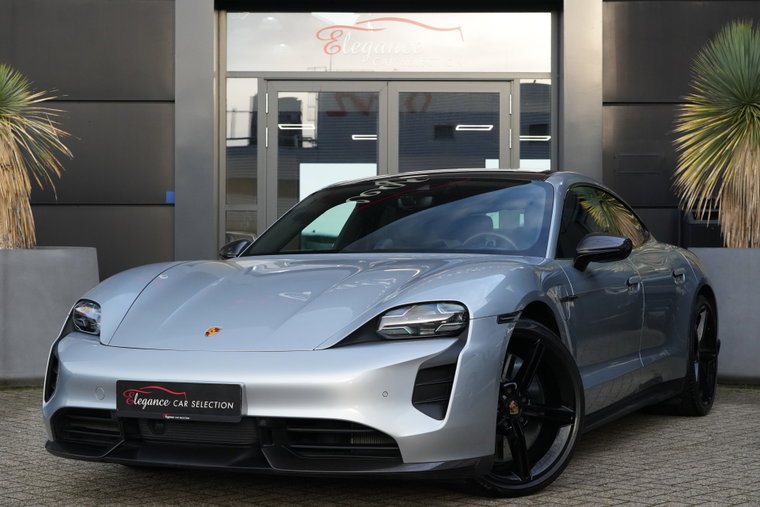 Foto van Porsche Taycan