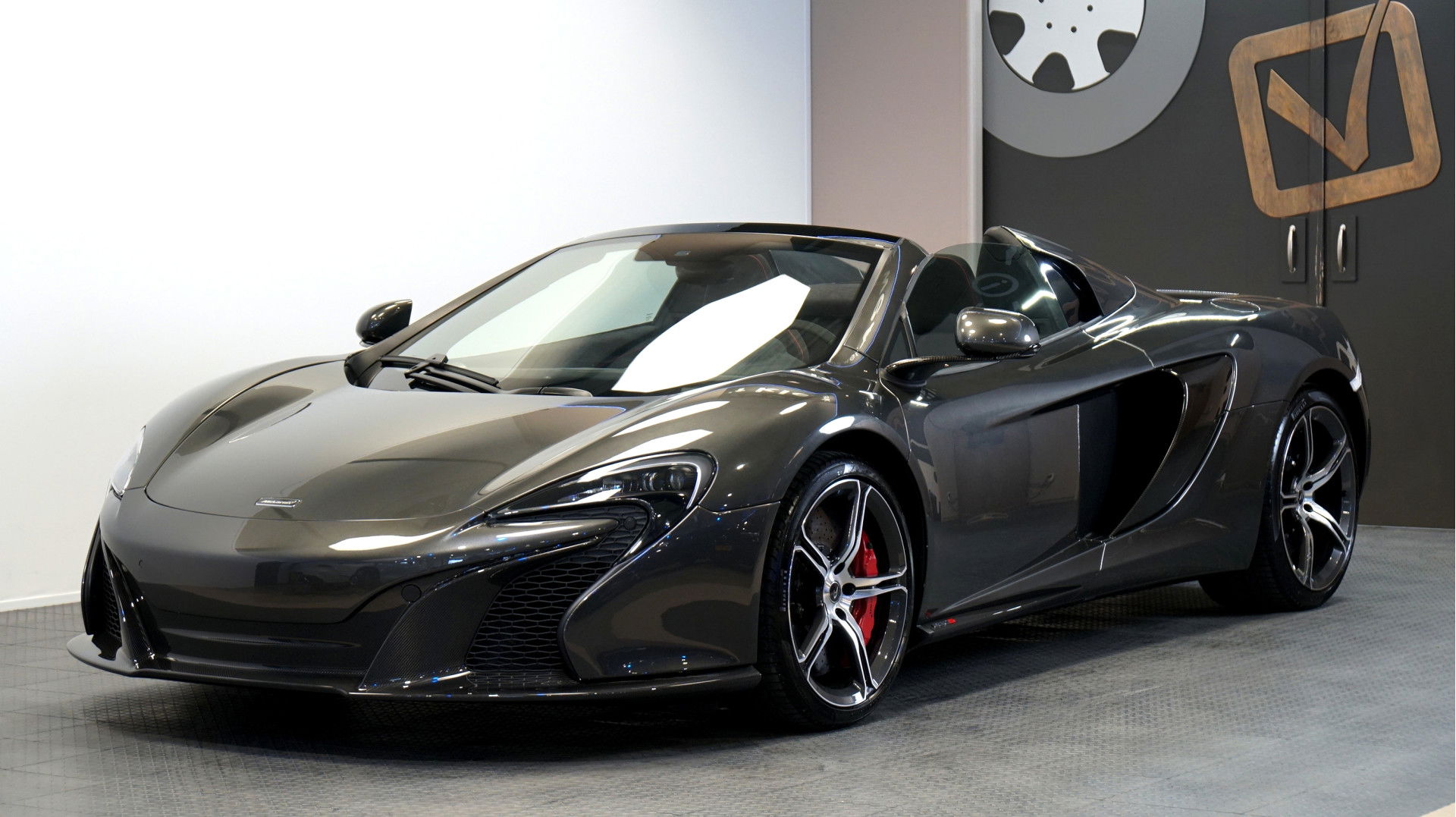 Foto van McLaren 650S