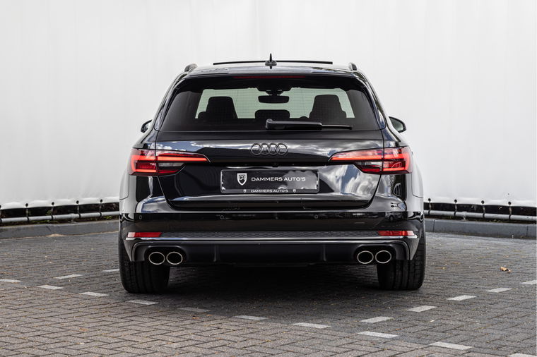 Audi S4
