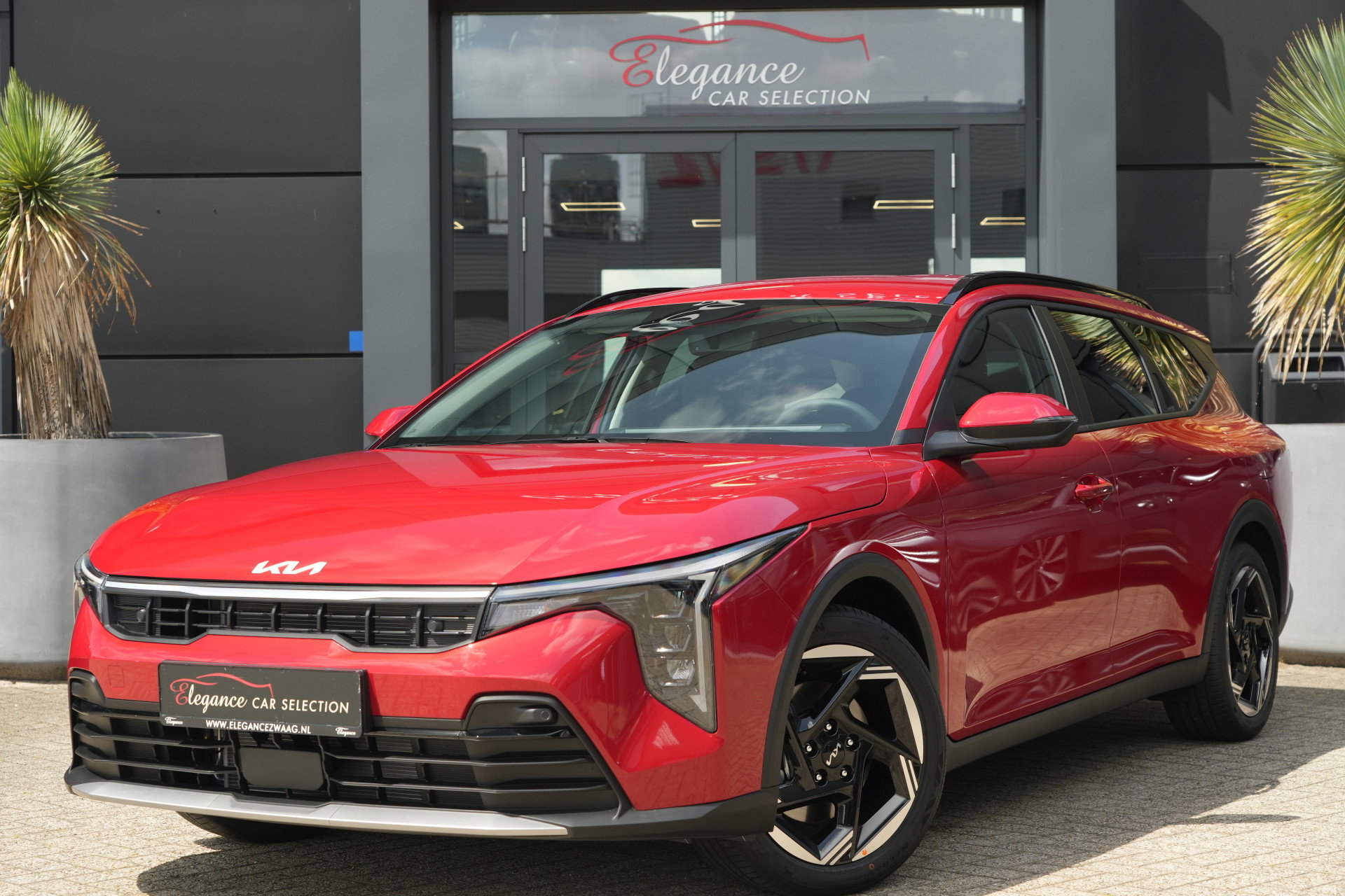Foto van Kia K4