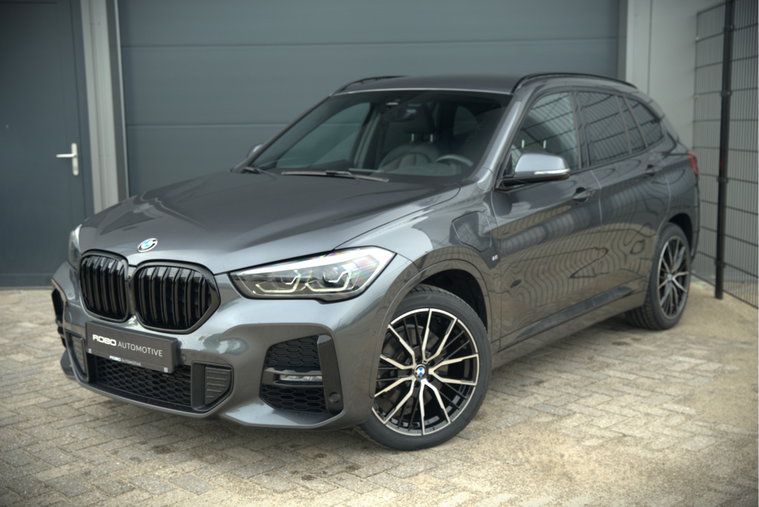 Foto van BMW X1