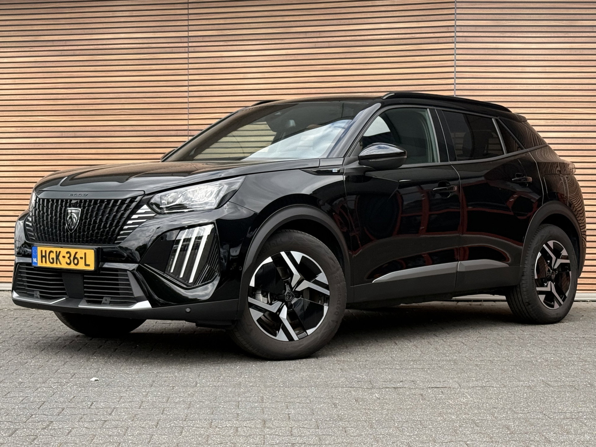 Foto van Peugeot e-2008