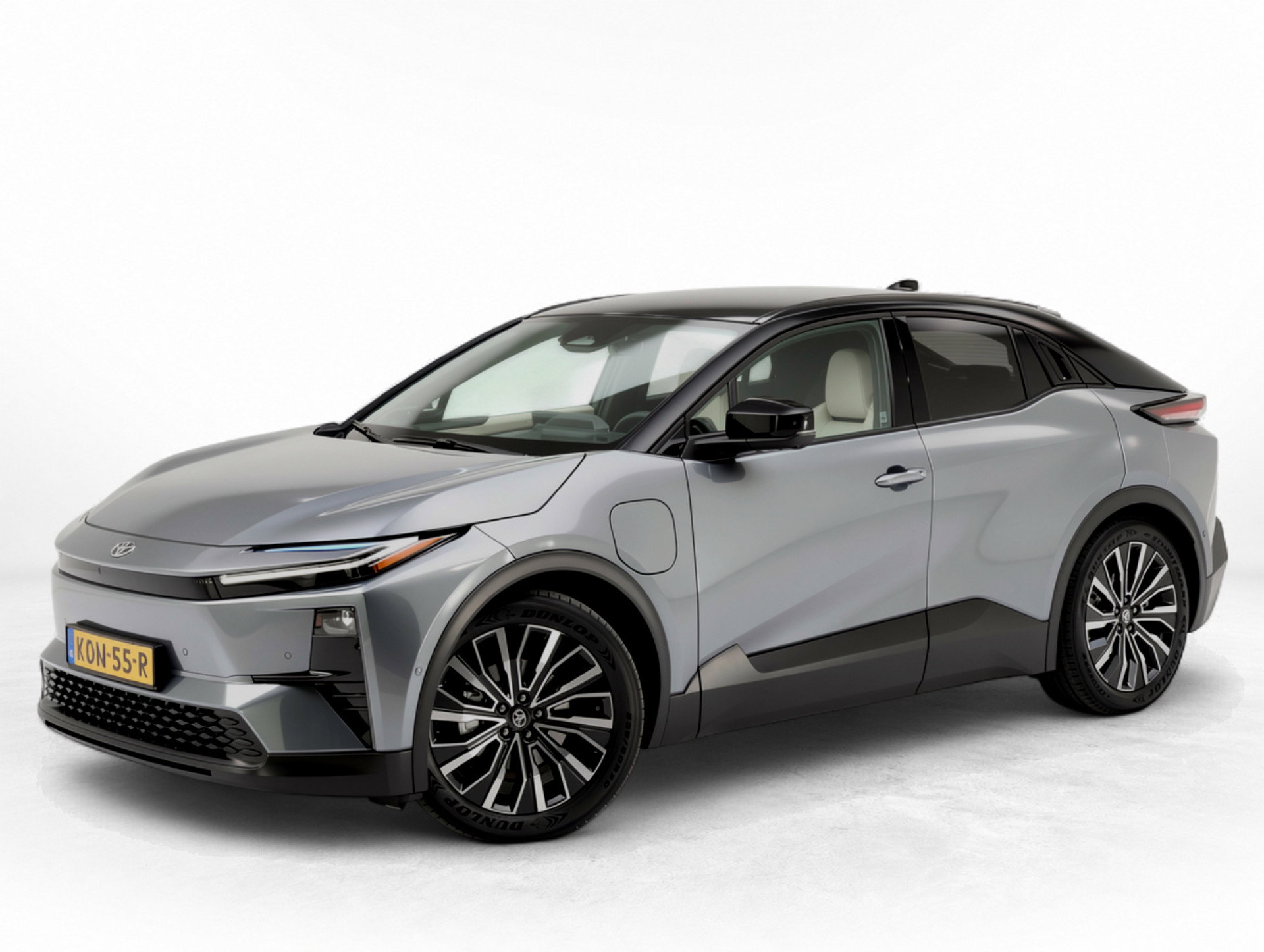 Foto van Toyota C-HR+