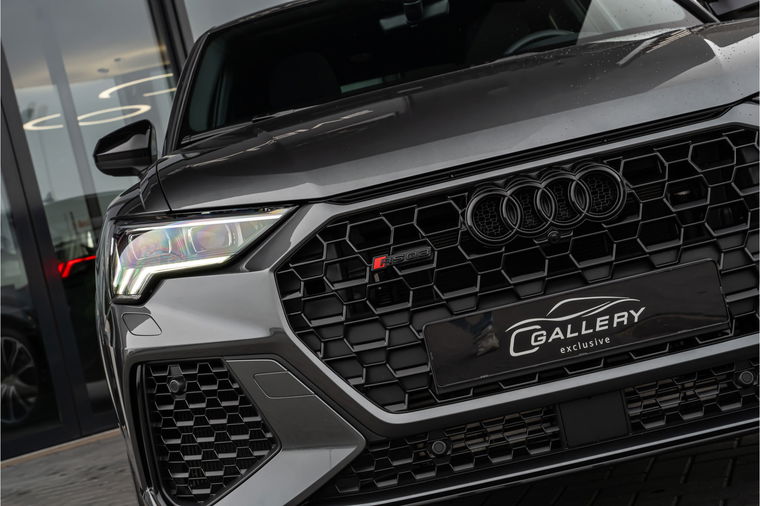Audi RSQ3