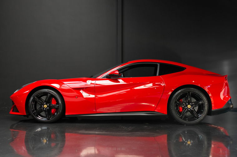 Ferrari F12