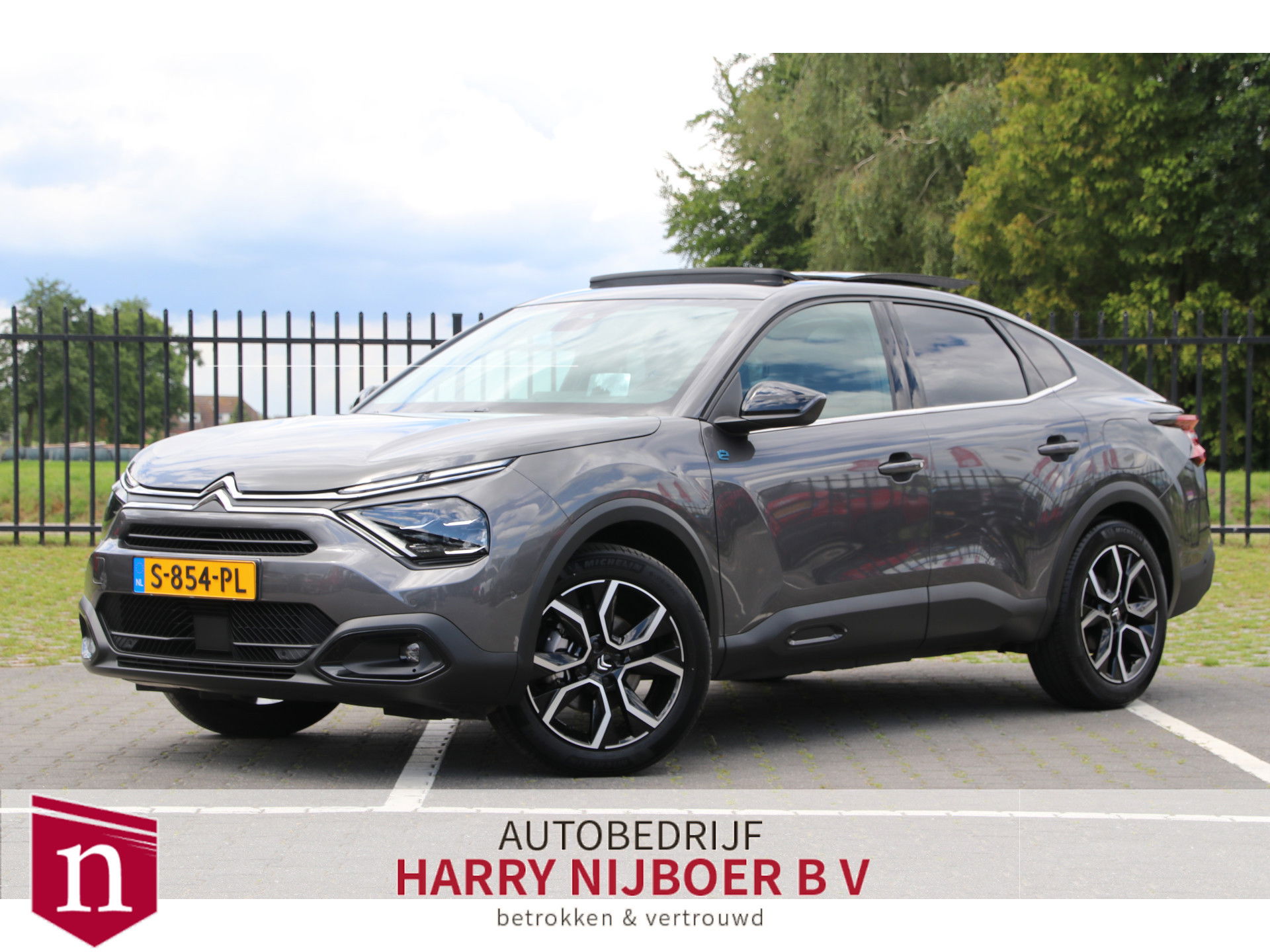 Foto van Citroën Ë-C4 X