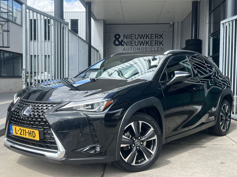 Foto van Lexus UX