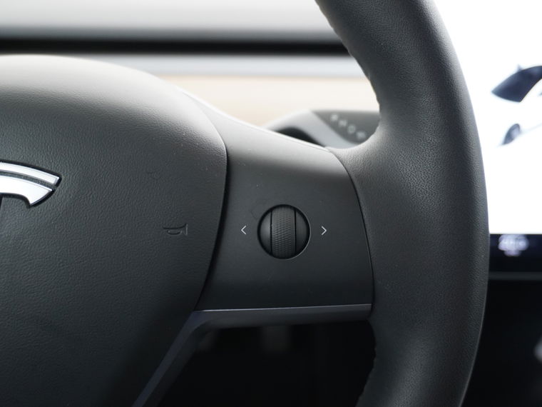 Tesla Model 3 Gerserveerd