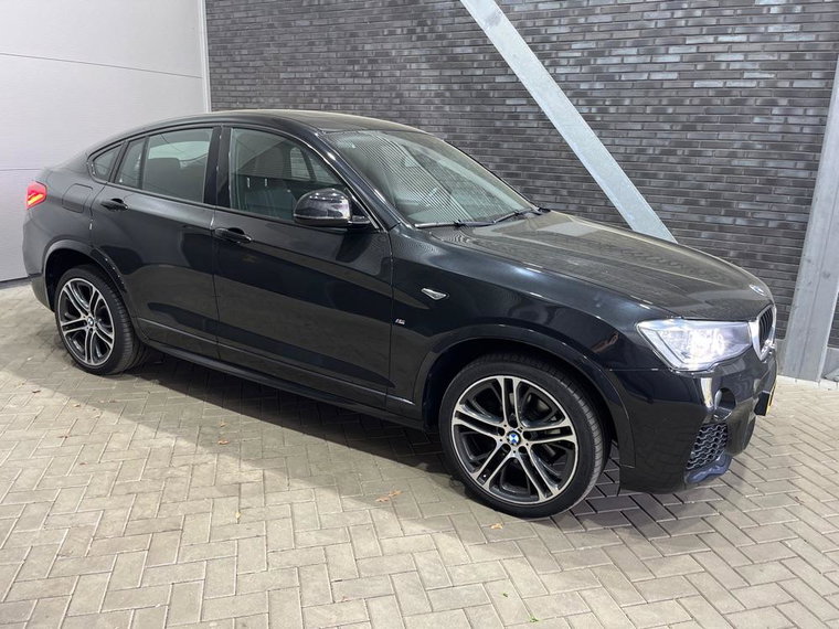 Foto van BMW X4