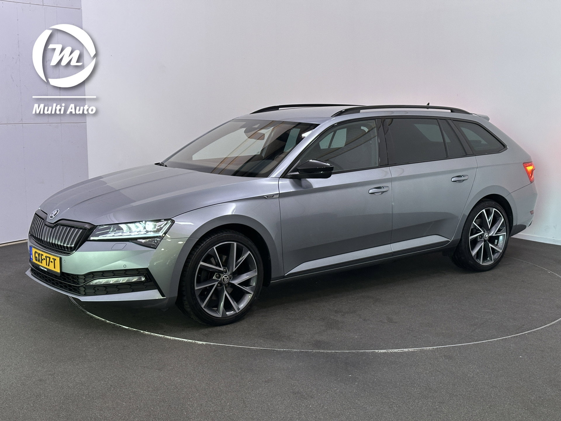 Foto van Škoda Superb