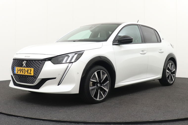 Peugeot e-208