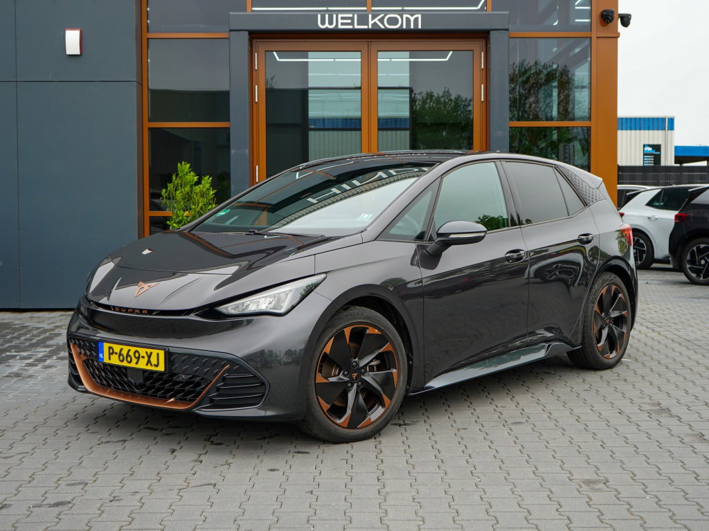 Foto van CUPRA Born