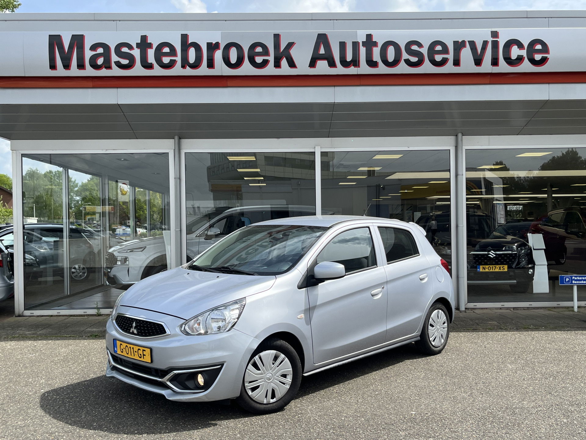 Foto van Mitsubishi Space Star