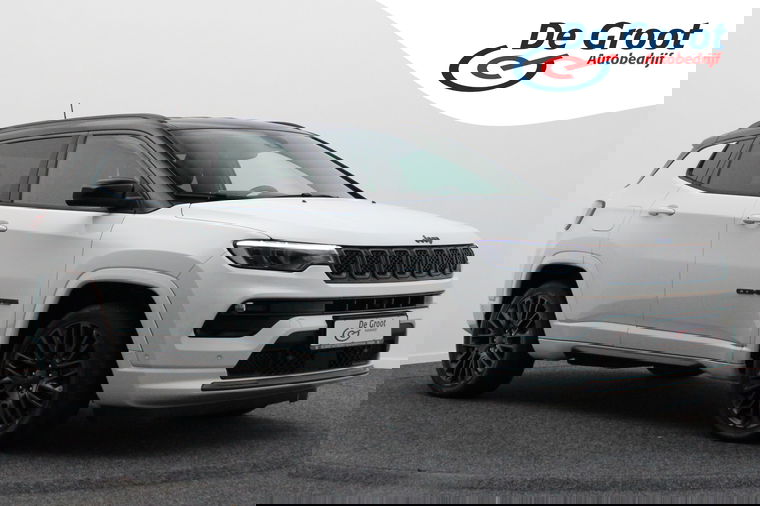 Foto van Jeep Compass