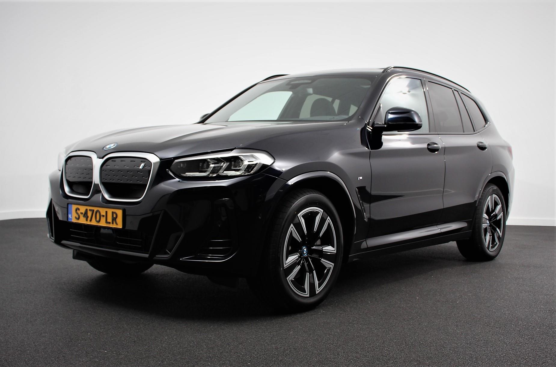 Foto van BMW iX3