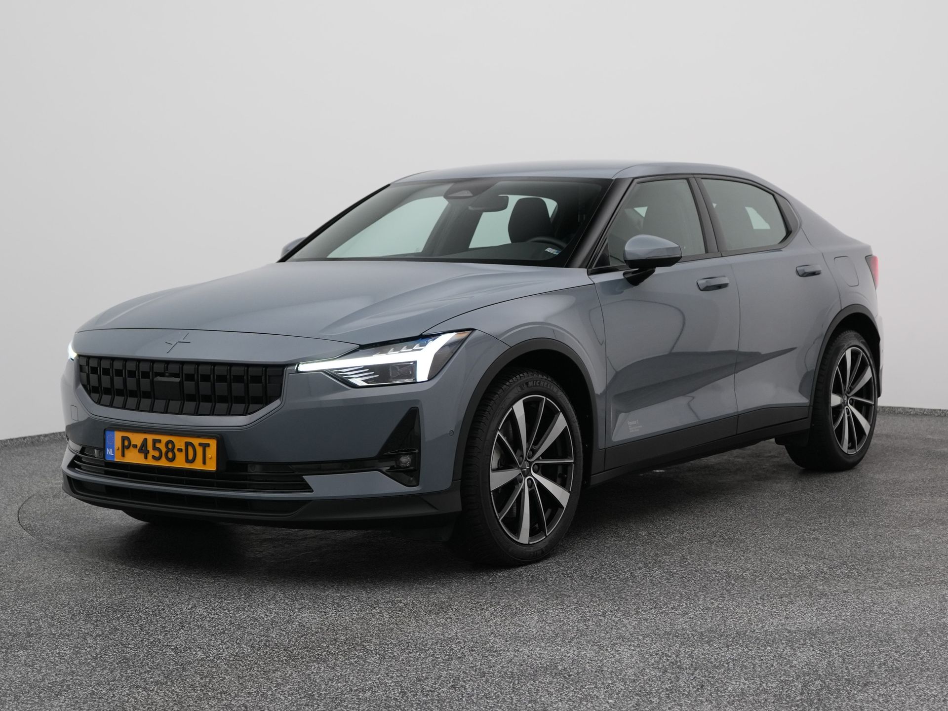 Foto van Polestar 2