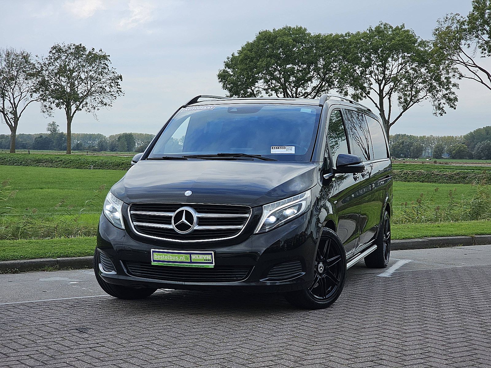Foto van Mercedes-Benz V-Klasse