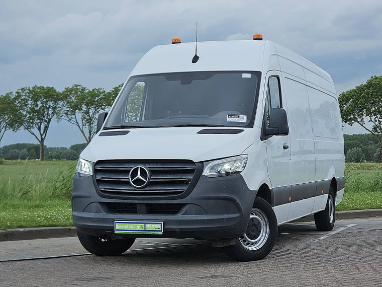Foto van Mercedes-Benz Sprinter