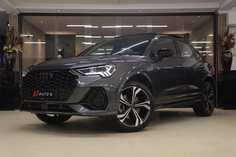 Audi Q3 foto 1