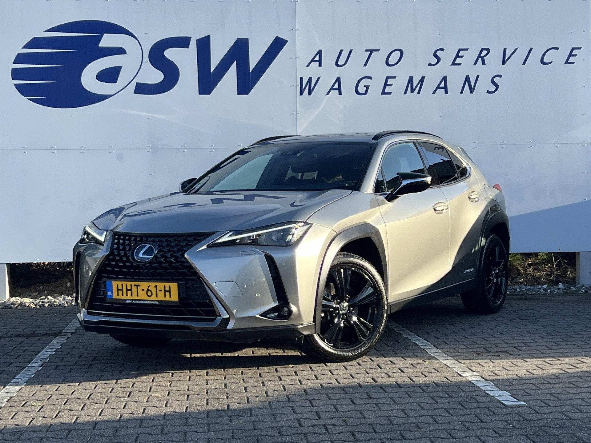 Foto van Lexus UX