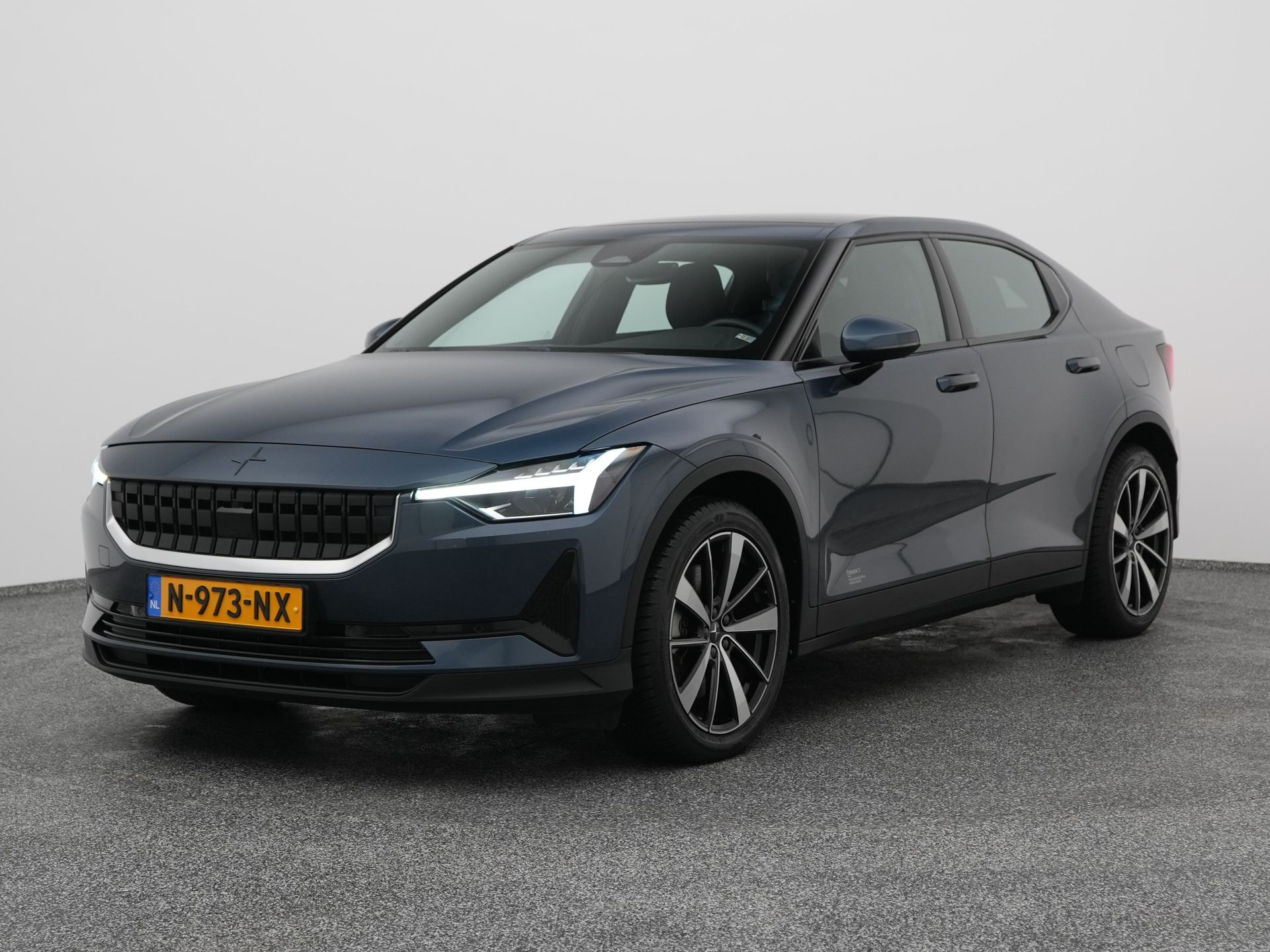 Foto van Polestar 2