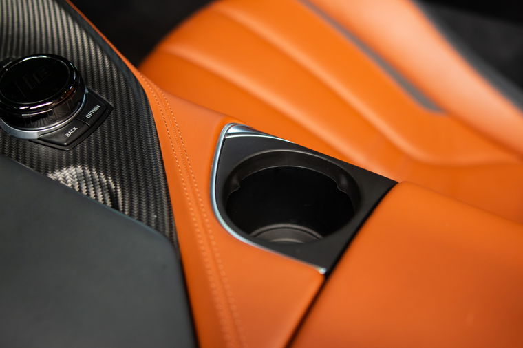 BMW i8 Roadster