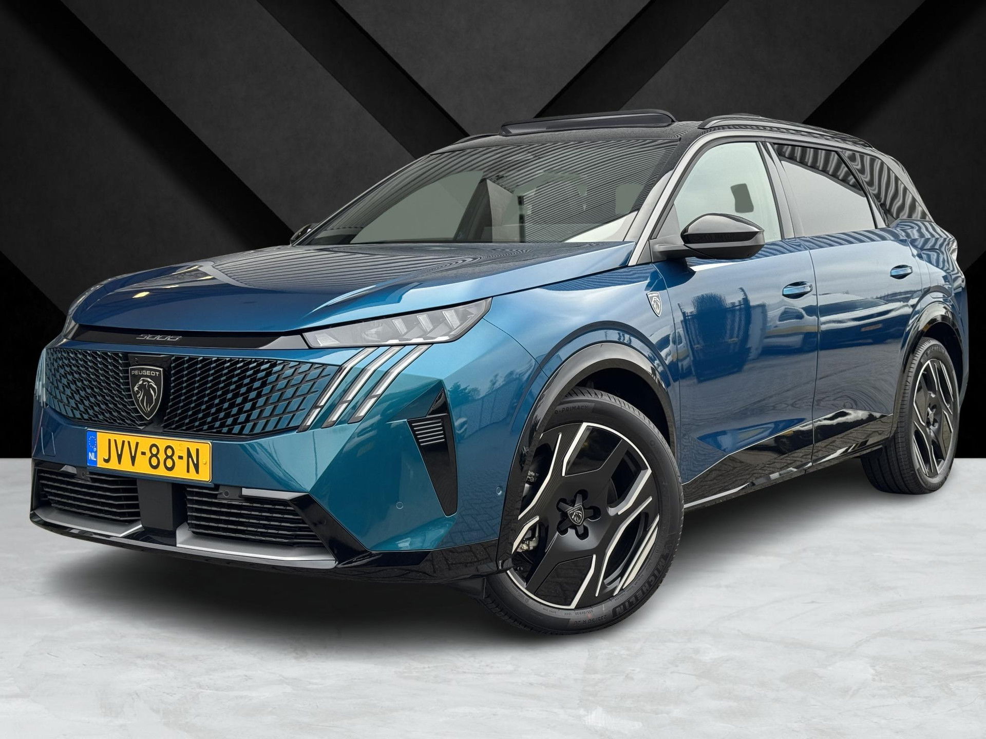 Foto van Peugeot e-5008