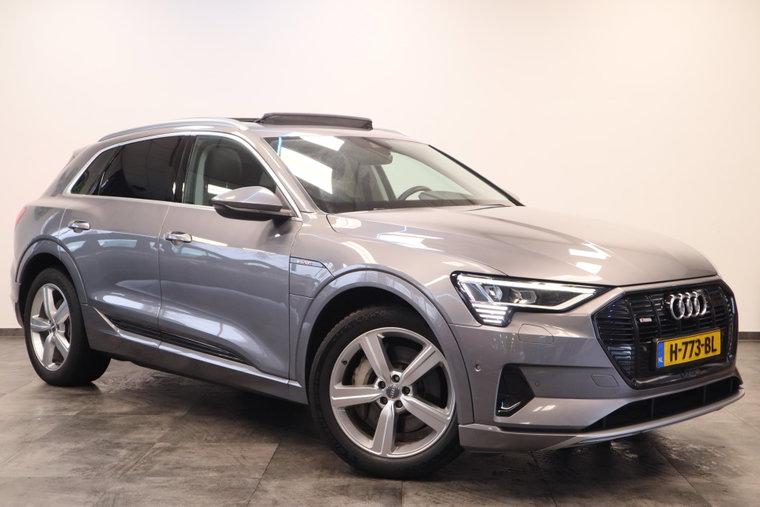 Audi e-tron foto 1