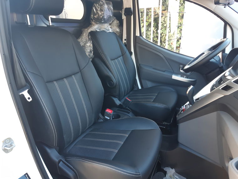 Nissan E-NV200