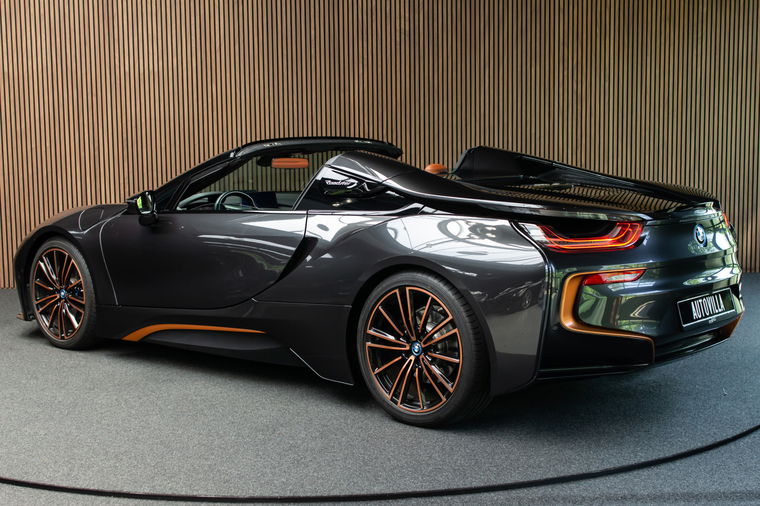 BMW i8 Roadster