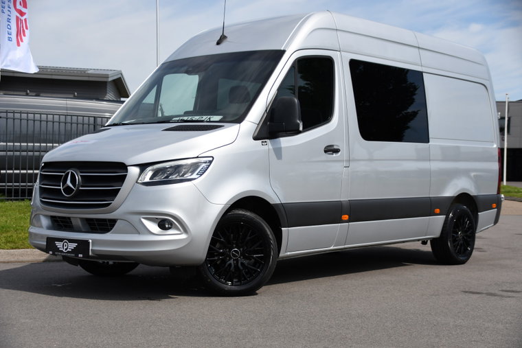 Mercedes-Benz Sprinter foto 1