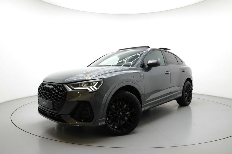 Audi Q3 foto 1