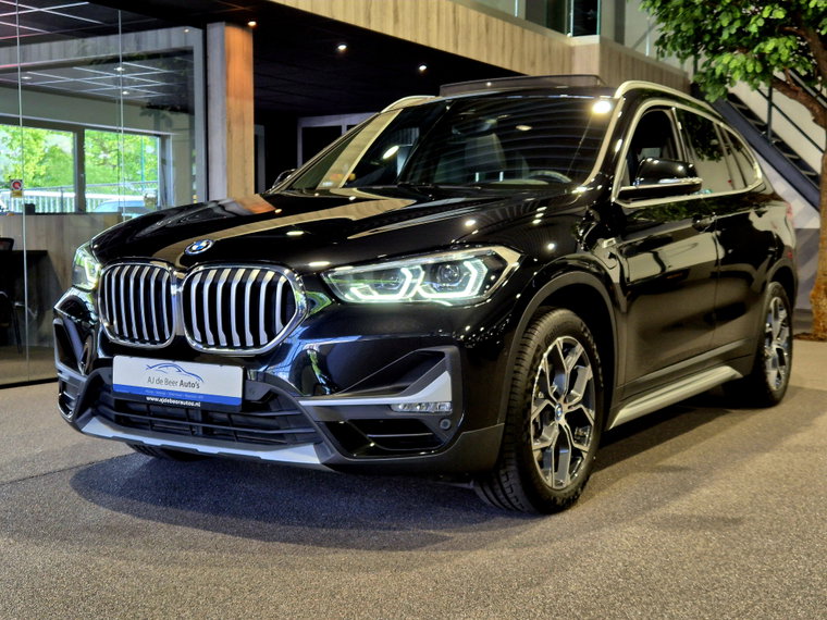 BMW X1 foto 1