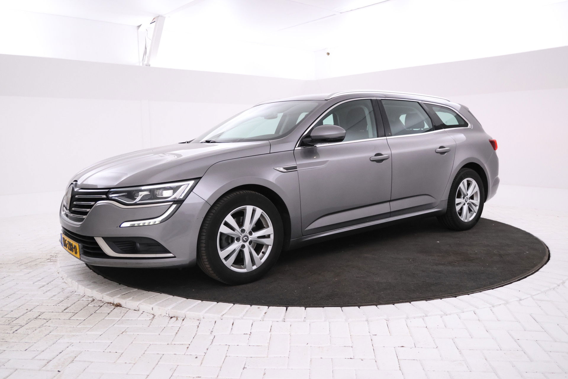 Foto van Renault Talisman Estate