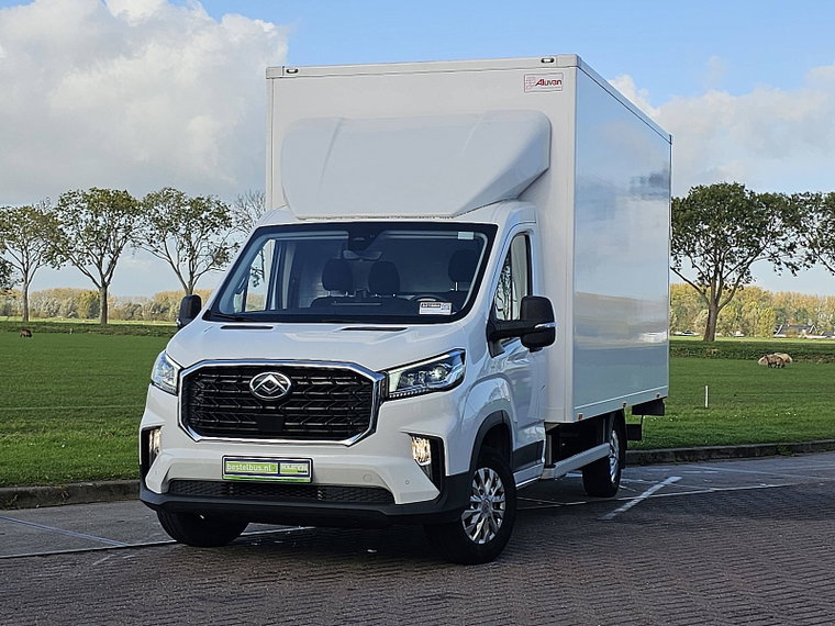 Maxus Deliver9
