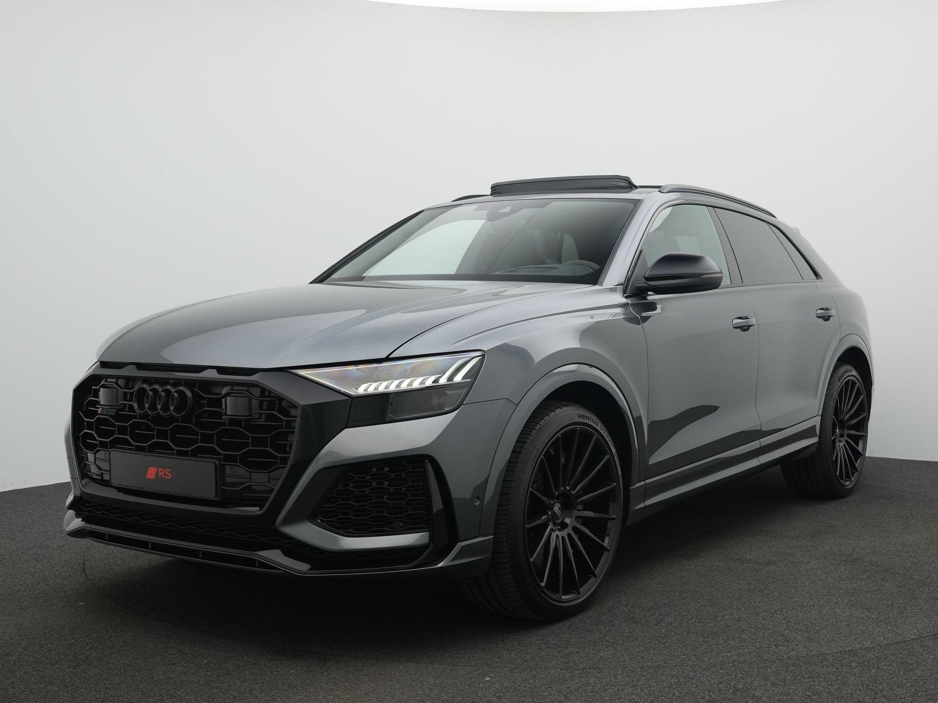 Foto van Audi RSQ8